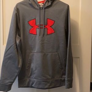 UnderArmour sweatshirt